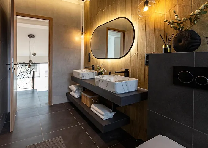 Porta I - Private Pool * Balatonalmadi